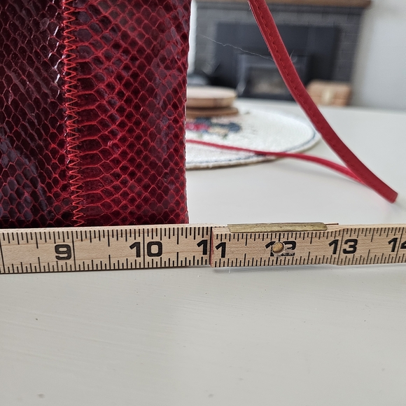 Red Snakeskin Pattern Convertable Clutch - Picture 8 of 9
